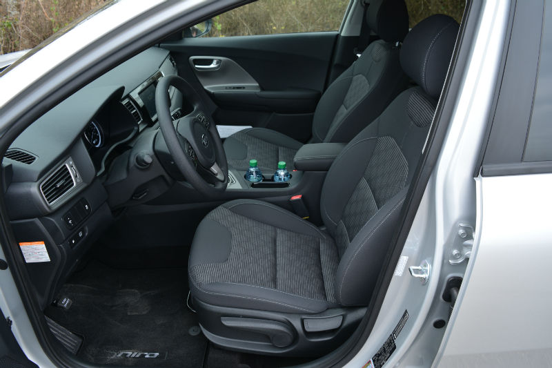2017 Kia Niro Review
